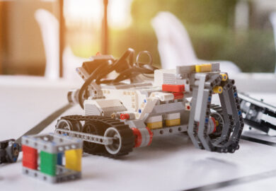 MiniTec: Modelo de incubación de niños inventores tecnológicos