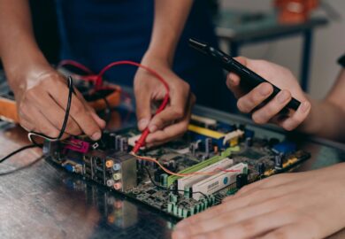 La importancia del laboratorio en la carrera de ingeniería en el área de electrónica